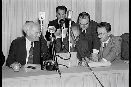 Signing the declaration